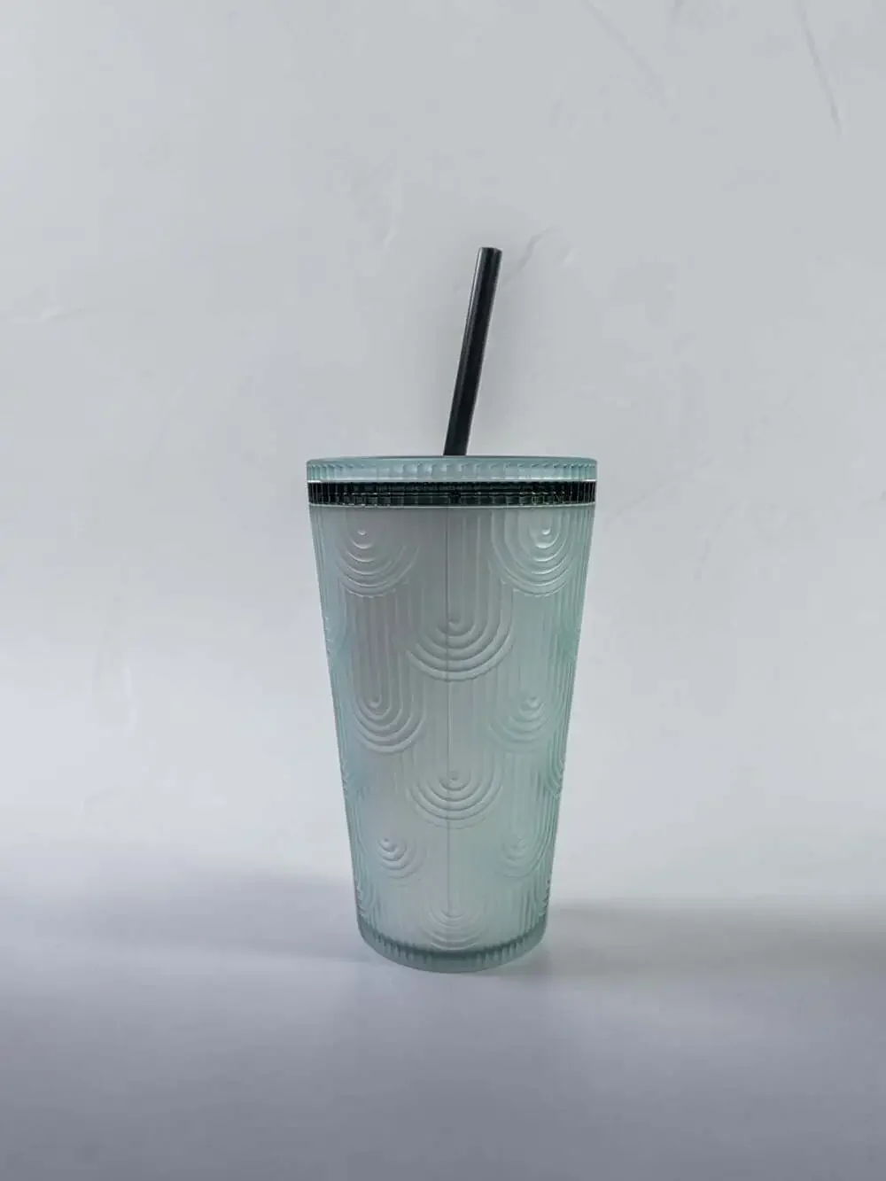 Starbucks 24oz Venti Cold Cup Tumbler with Aqua Blue Scalloped Pattern